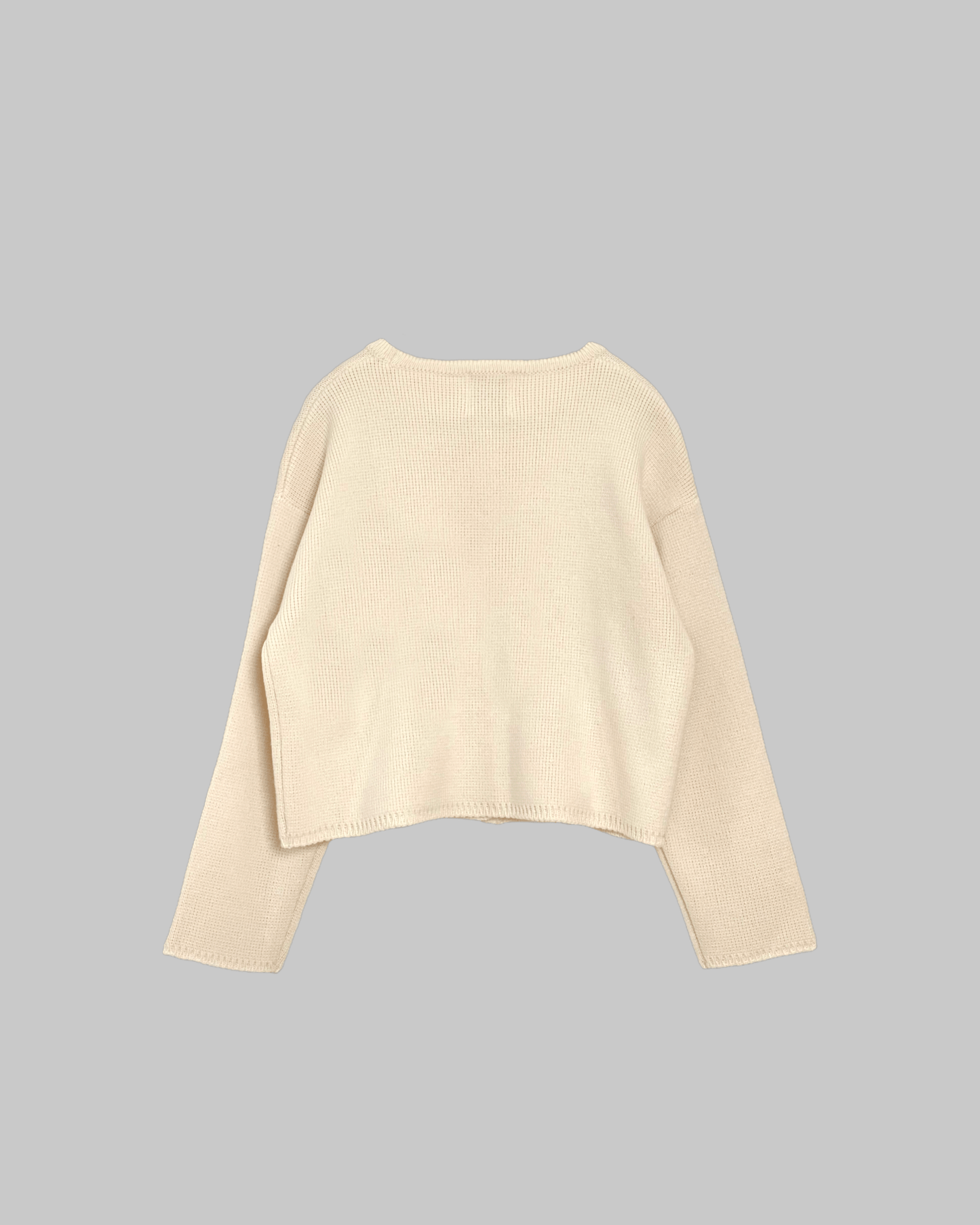 Crewneck knit cardigan